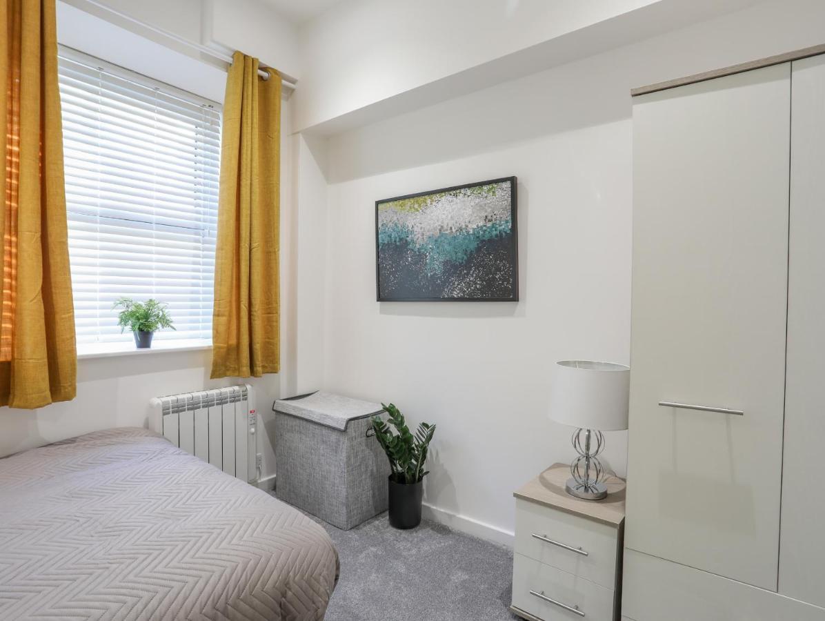1 Avondale House * Rhosneigr