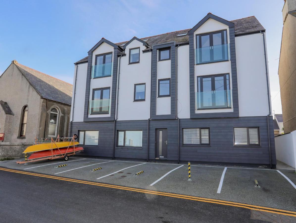 1 Avondale House * Rhosneigr